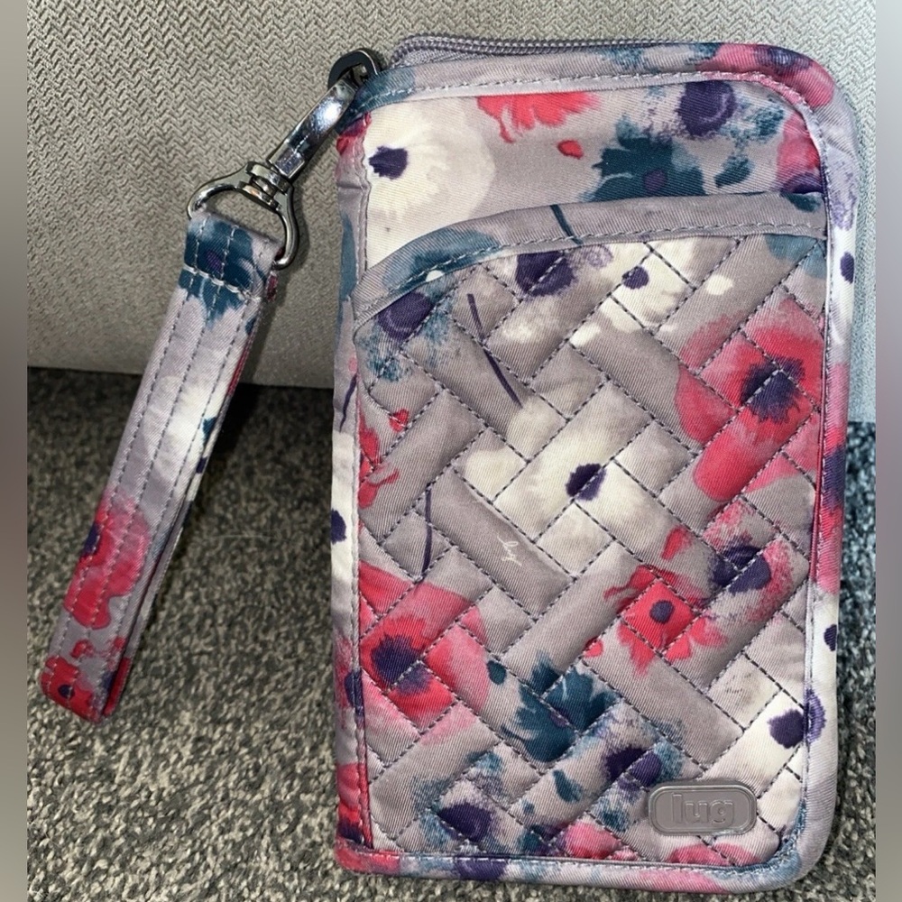 Lug Tandem Wallet In Floral Pattern With Detachable Strap Watercolor Pearl